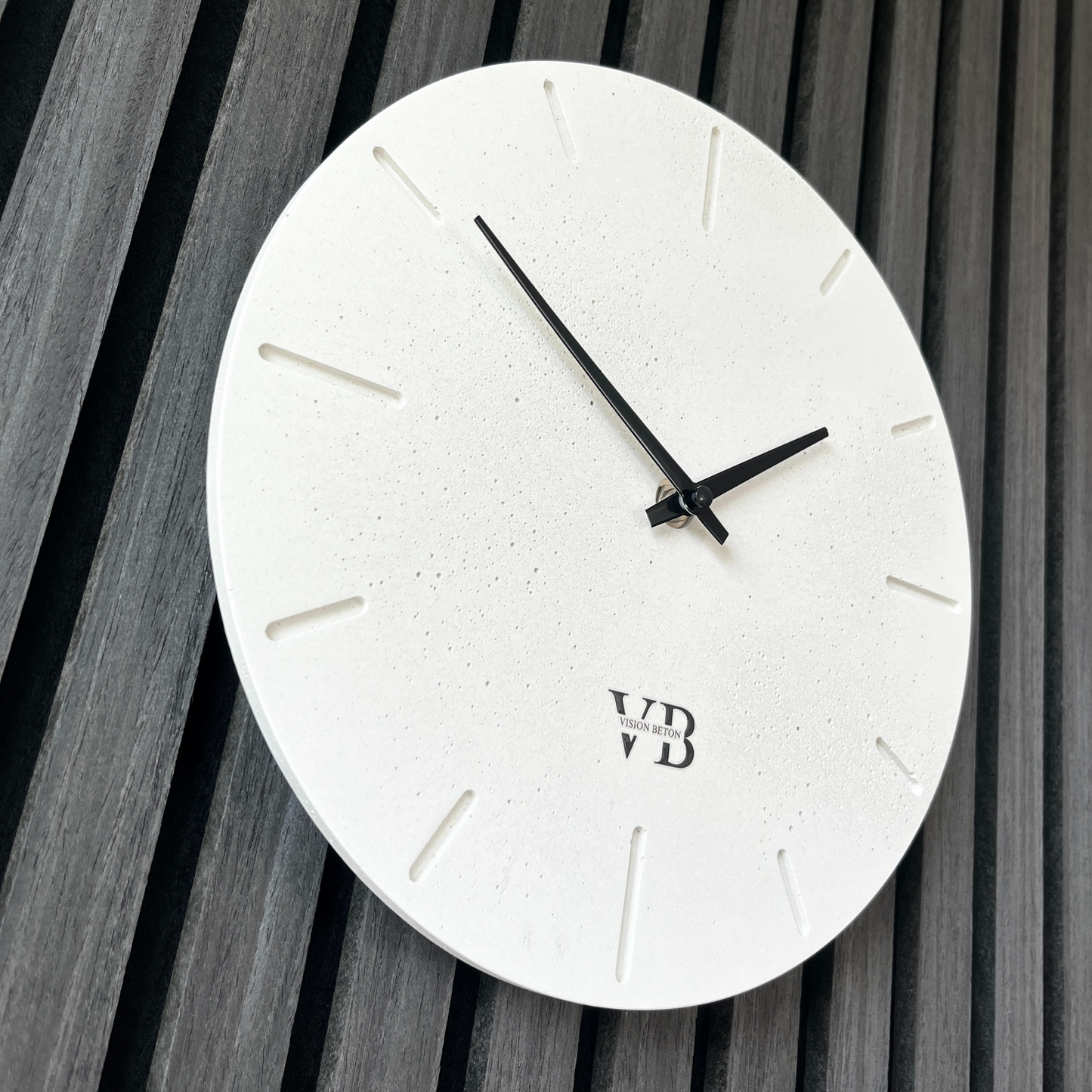 Beton-Wanduhr Rustikal