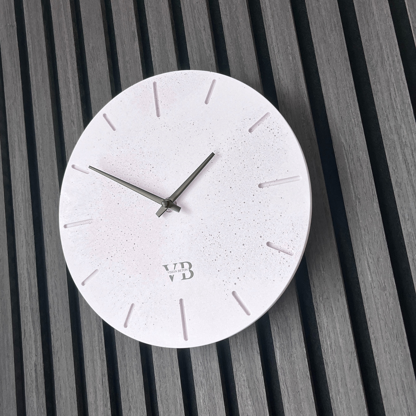 Beton-Wanduhr Rustikal