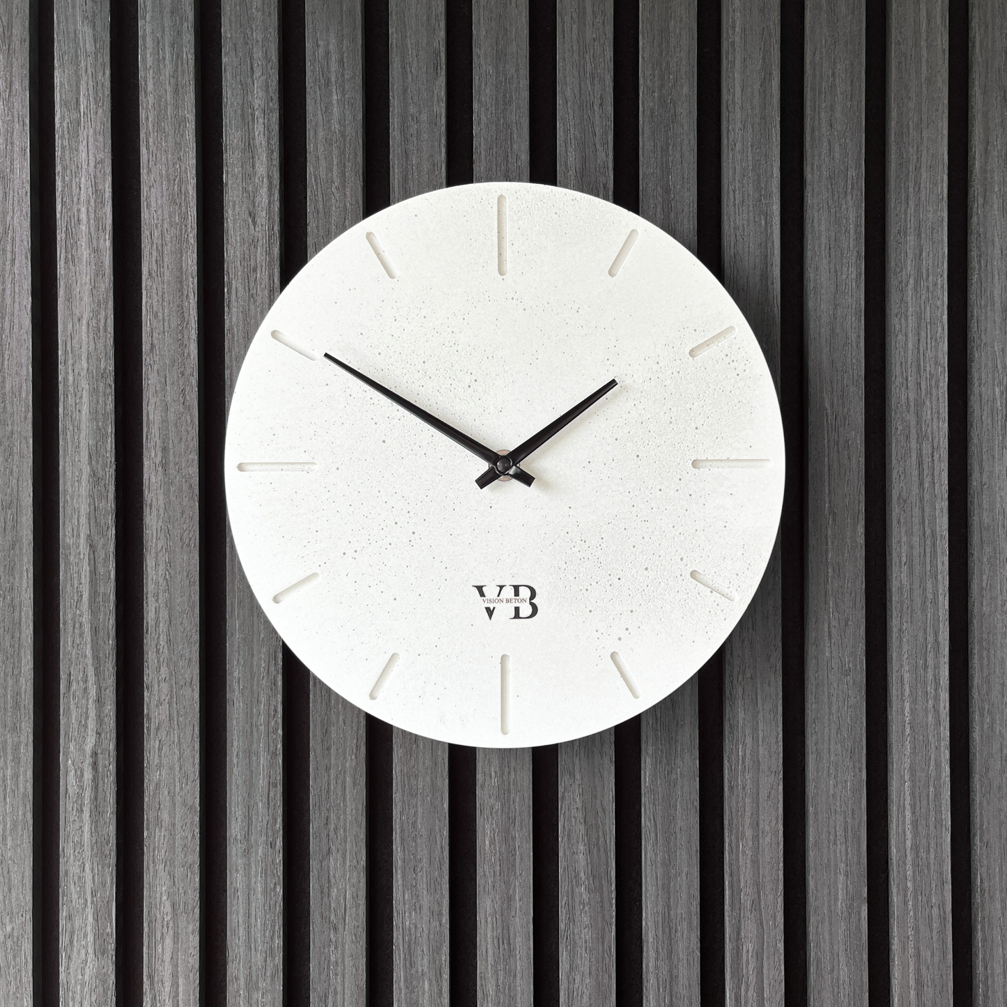 Beton-Wanduhr Rustikal