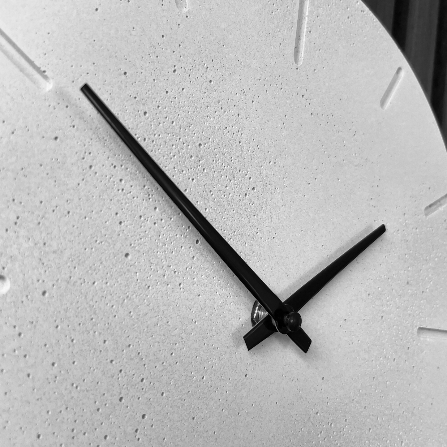 Beton-Wanduhr Rustikal